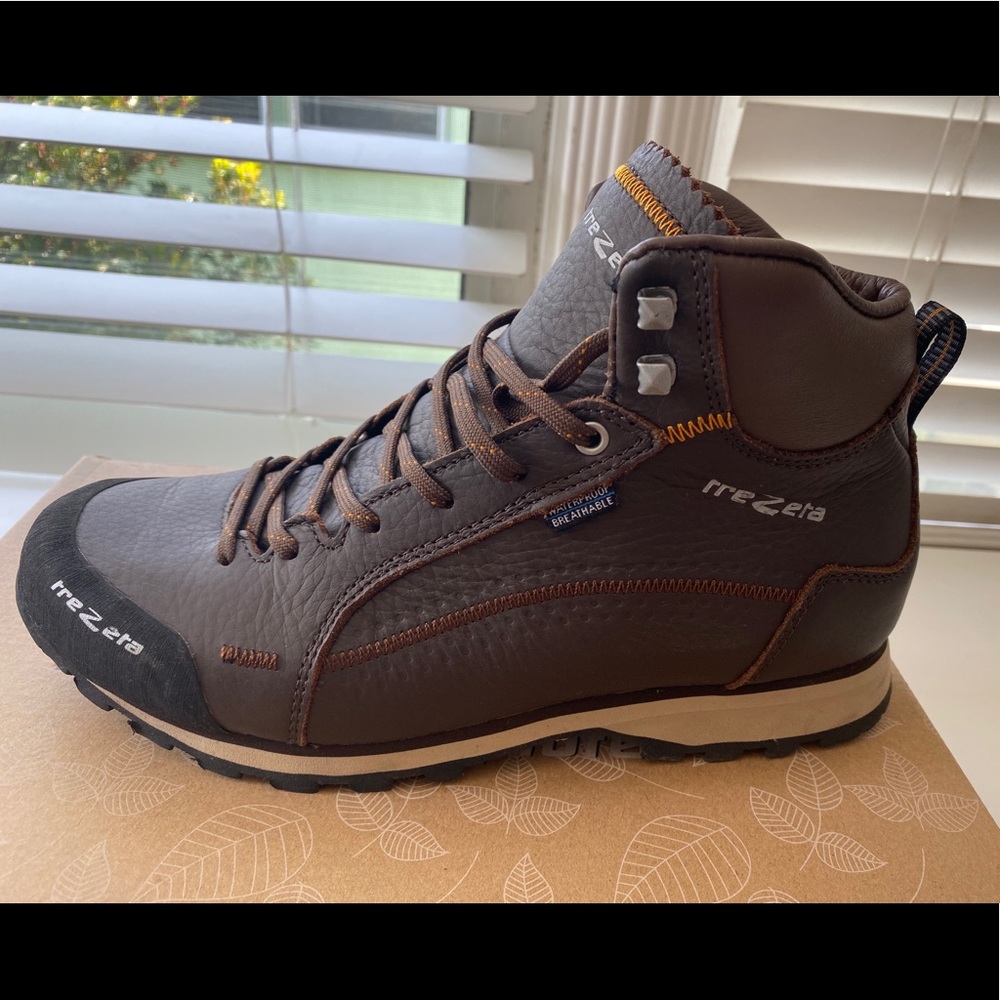 Hiking trekking ankle boots